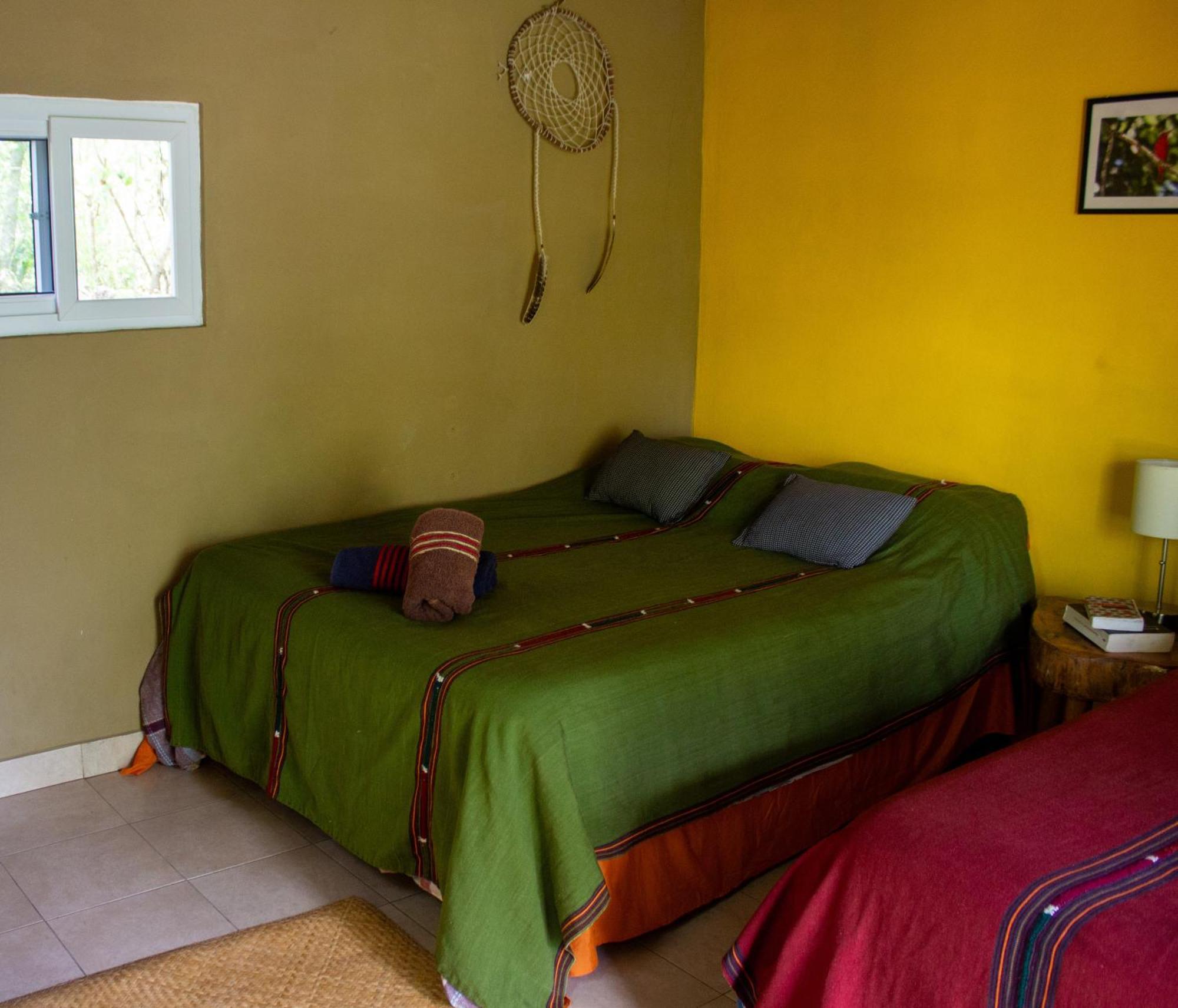 Alice Guesthouse El Remate Exterior photo