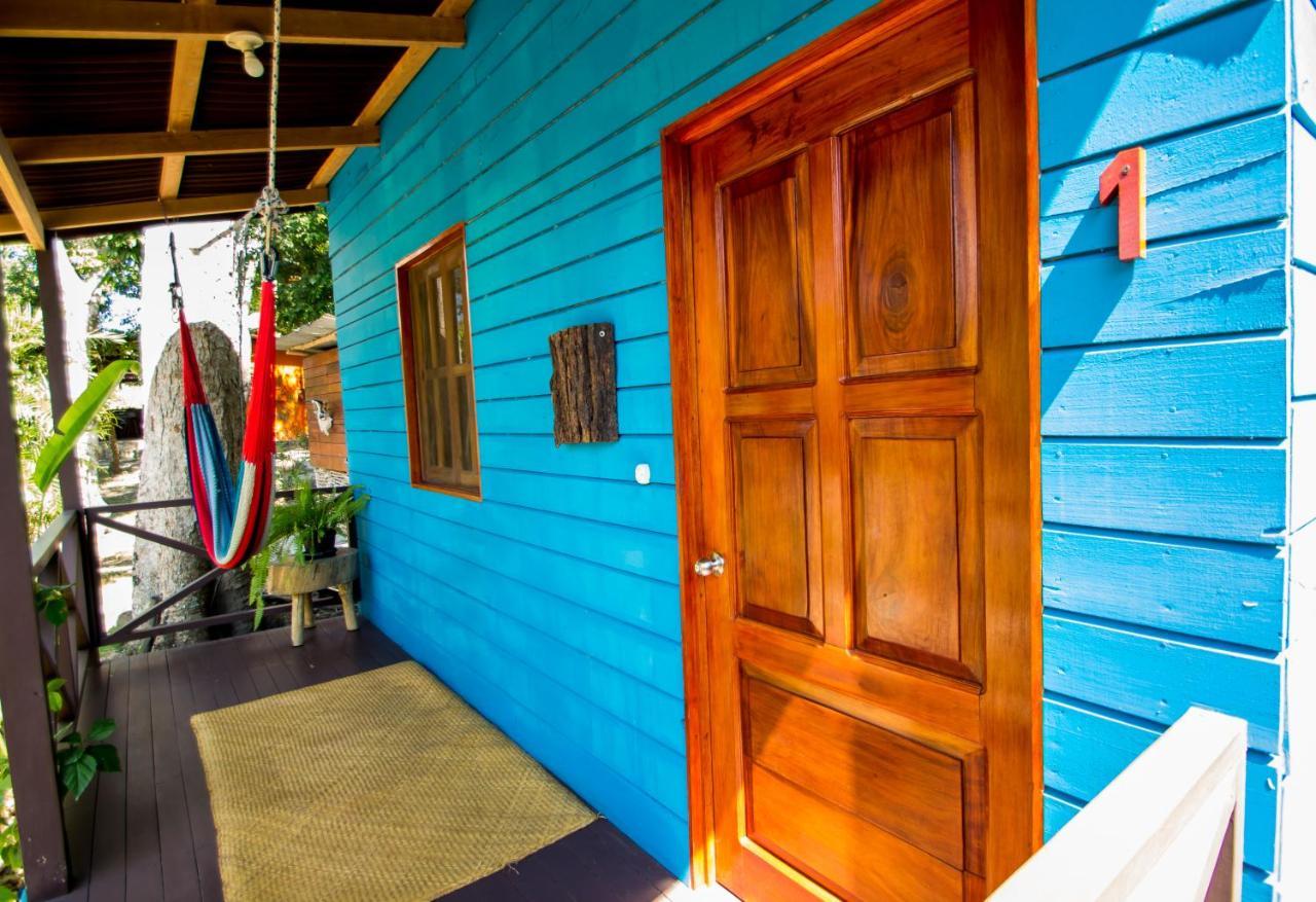 Alice Guesthouse El Remate Exterior photo