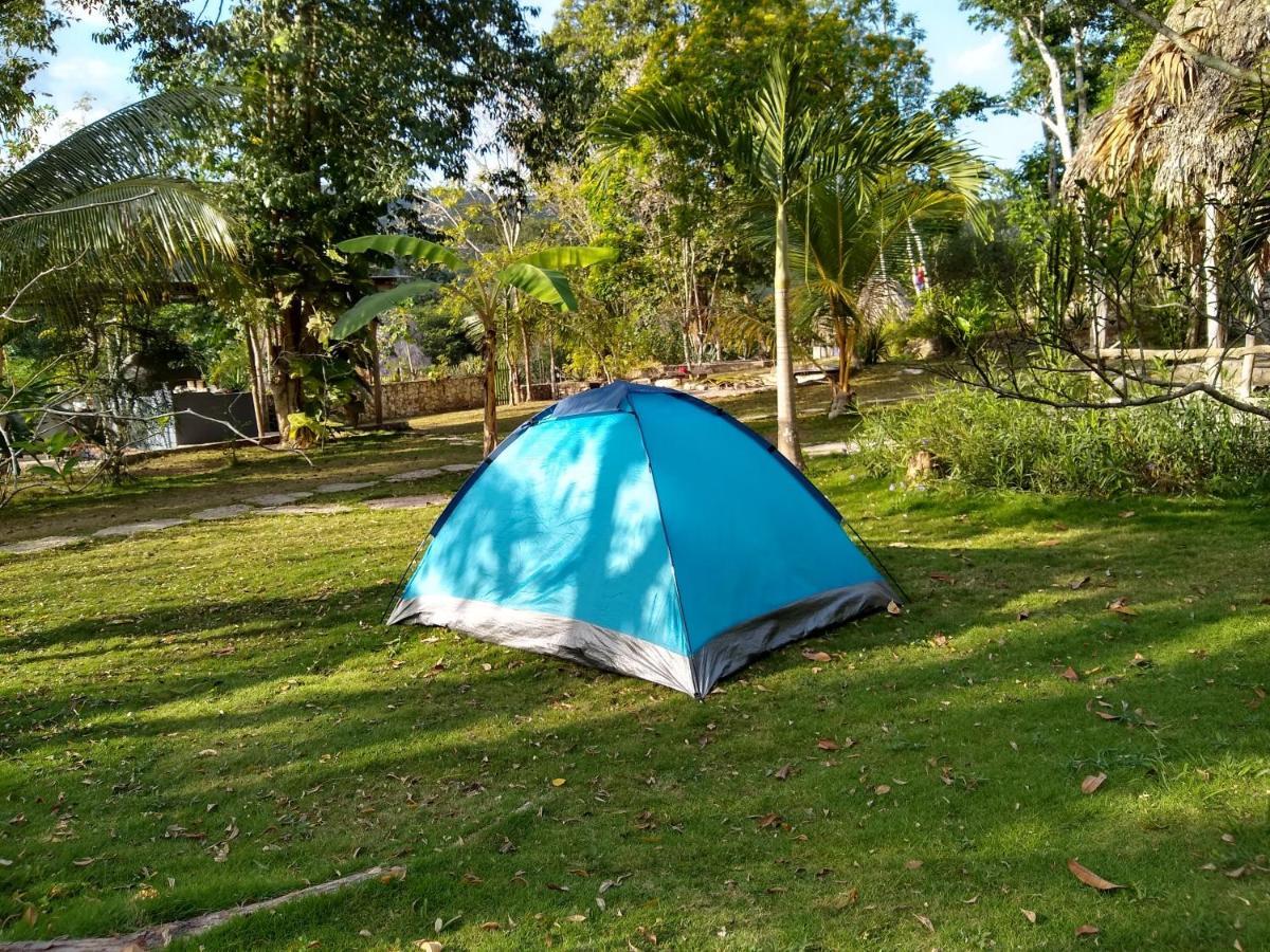 Alice Guesthouse El Remate Exterior photo